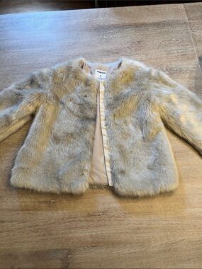Mayoral girls size 5 faux fur coat VGUC
